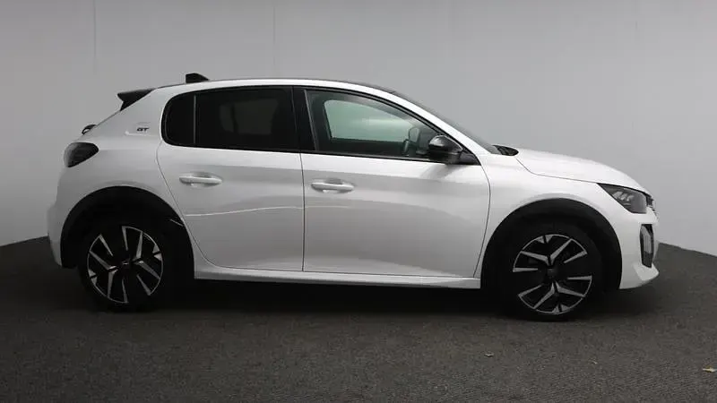 Used Peugeot 208 GTi 100 HP (73 kW) 2024 White Hatchback