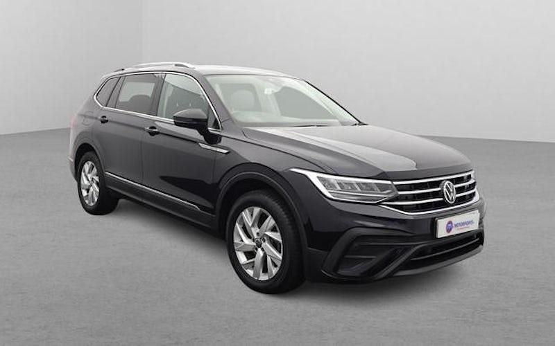 Used 2024 VW Tiguan Allspace Life SUV | £22,549 (Super price) - Image 1/4