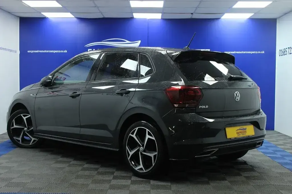 Used VW Polo R-line 95 HP (69 kW) 2019 Grey Hatchback