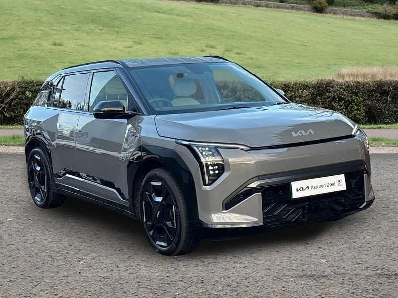 Grey New 2025 Kia EV3 GT-Line SUV | £30,995 (Super price) - Image 1/4
