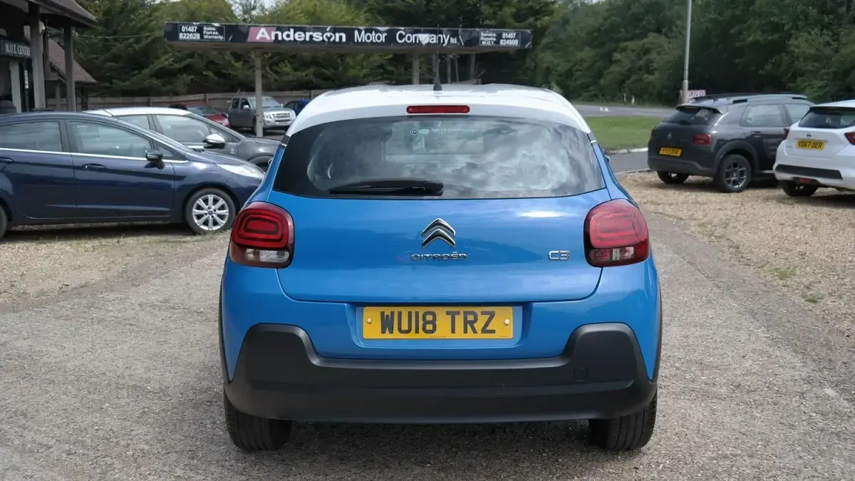 Used Citroën C3 Feel 80 HP (58 kW) 2018 Blue Hatchback