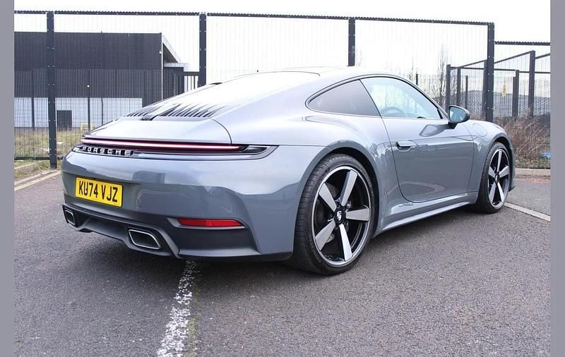 Used Porsche 911 389 HP (286 kW) 2024 Grey Coupe