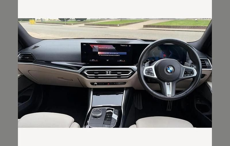 Used BMW 320e M Sport 187 HP (137 kW) 2022 Blue Estate