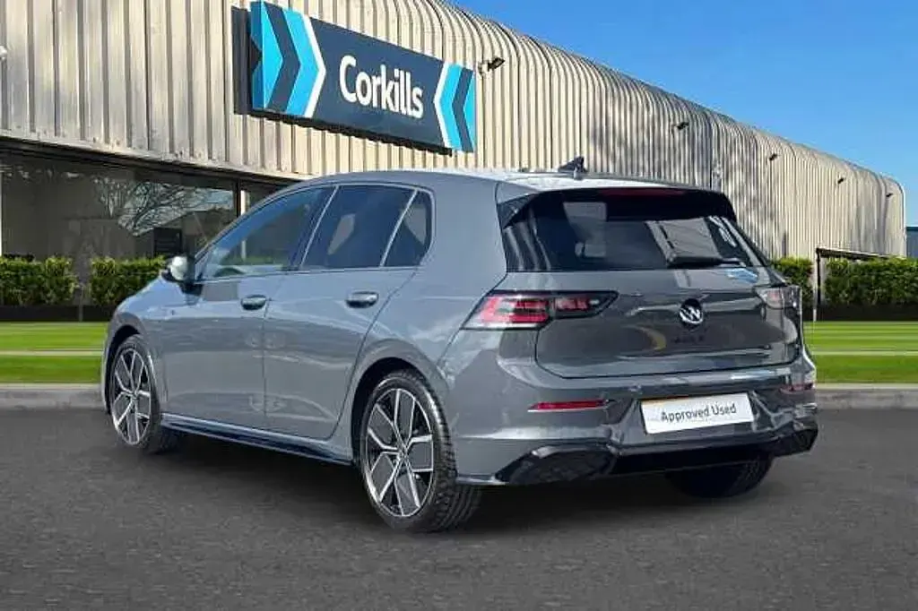 Used VW Golf VIII 150 HP (110 kW) 2025