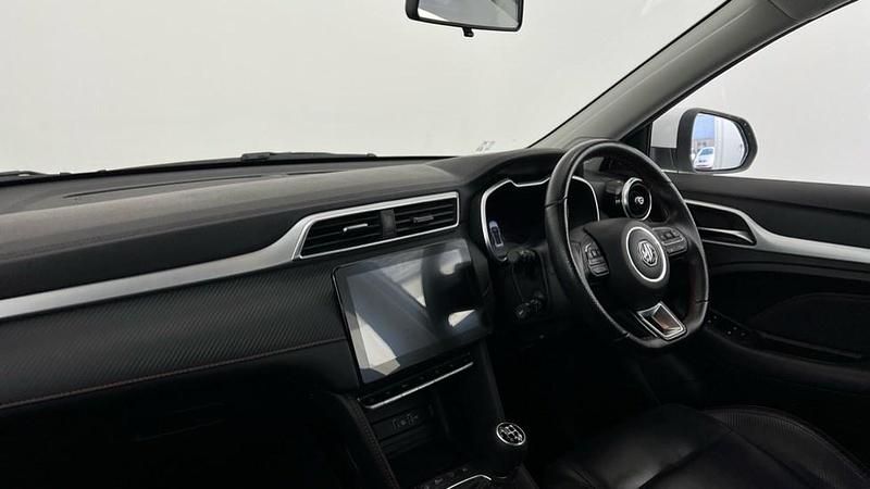 Used MG ZS Exclusive 106 HP (77 kW) 2022 White SUV