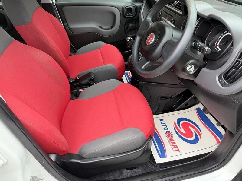 Used Fiat Panda Pop 69 HP (50 kW) 2016 White Hatchback