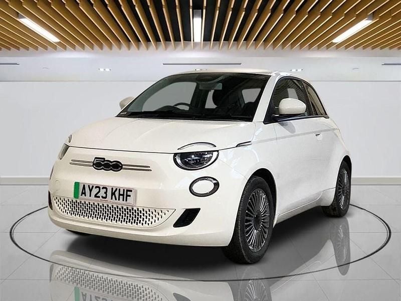 Used Fiat 500e Icon 86 kW (118 HP) 2022 White Hatchback
