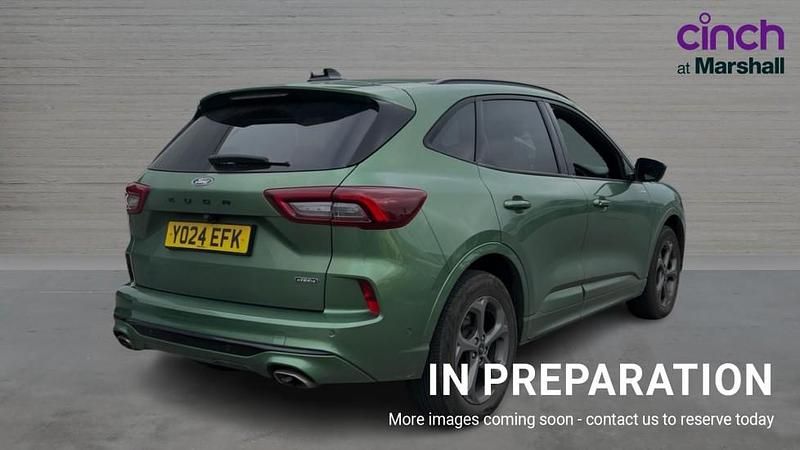 Used Ford Kuga ST-Line 243 HP (178 kW) 2024 Green SUV