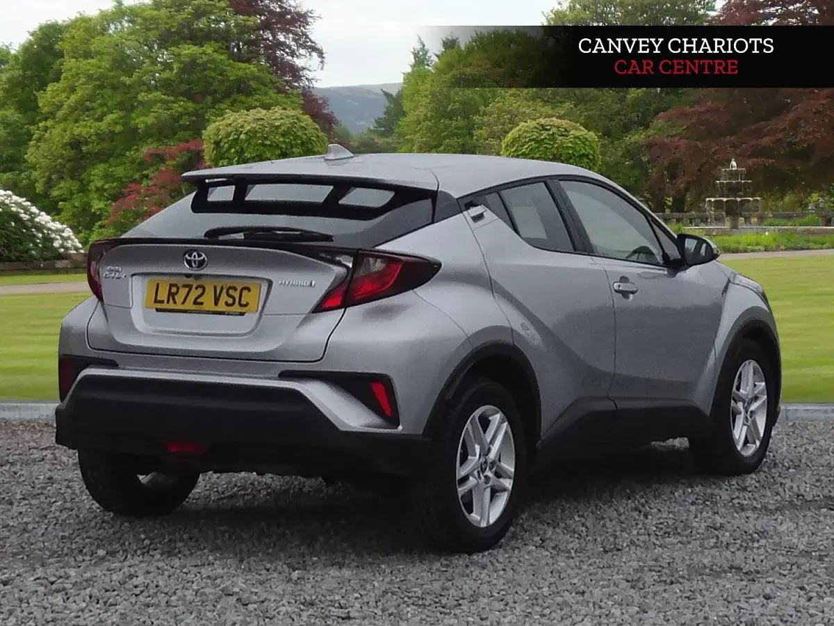 Used Toyota C-HR 122 HP (89 kW) 2022 Silver SUV