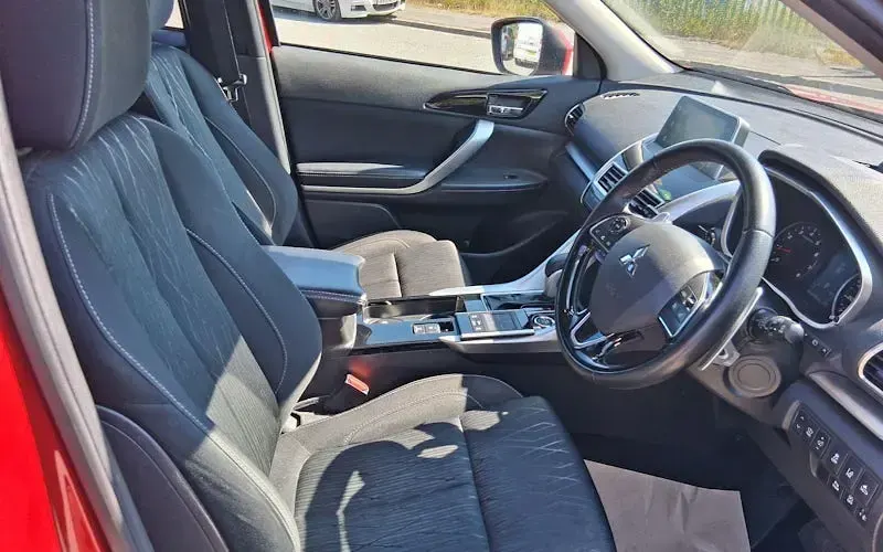 Used Mitsubishi Eclipse Cross 163 HP (119 kW) 2019 Red SUV