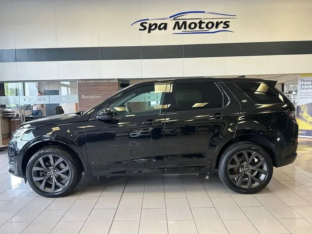Used Land Rover Discovery 5 SE Dynamic 204 HP (150 kW) 2022 Black SUV