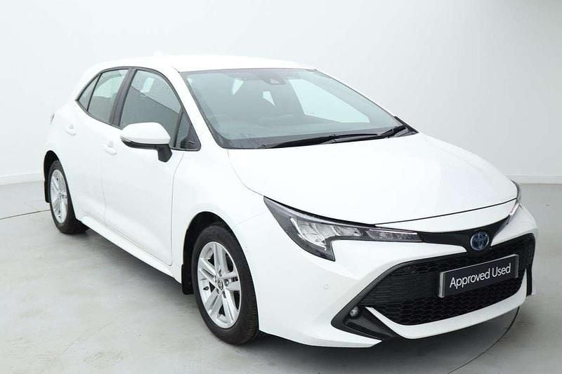 White Used 2022 Toyota Corolla Hatchback | £16,799 (Fair price) - Image 1/4