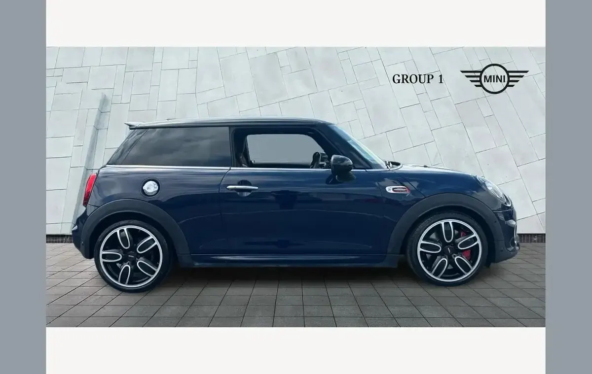 Used Mini John Cooper Works Hatch 228 HP (167 kW) 2019 Blue Hatchback