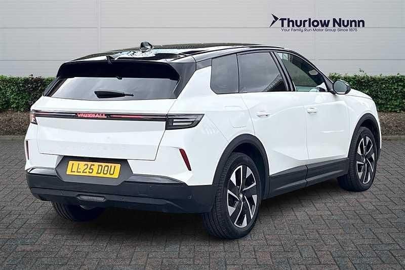 Used Vauxhall Grandland X 136 HP (100 kW) 2025 White SUV