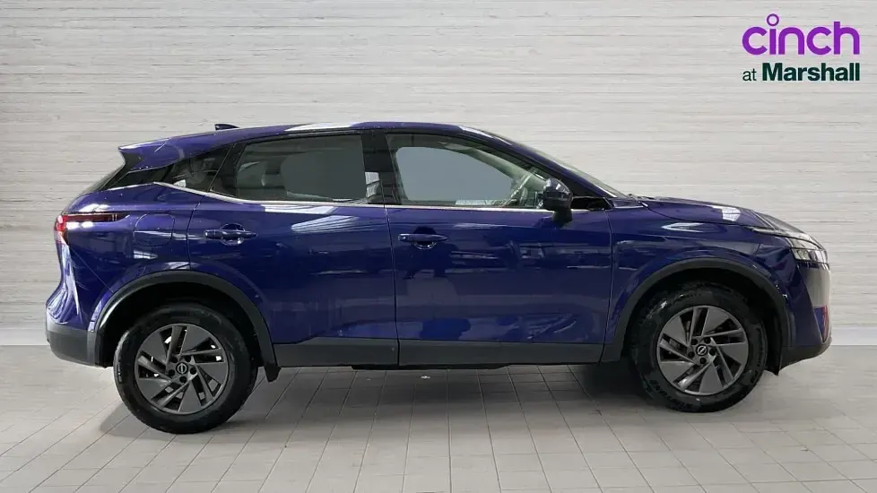 Used Nissan Qashqai Acenta Premium 158 HP (116 kW) 2023 Blue SUV