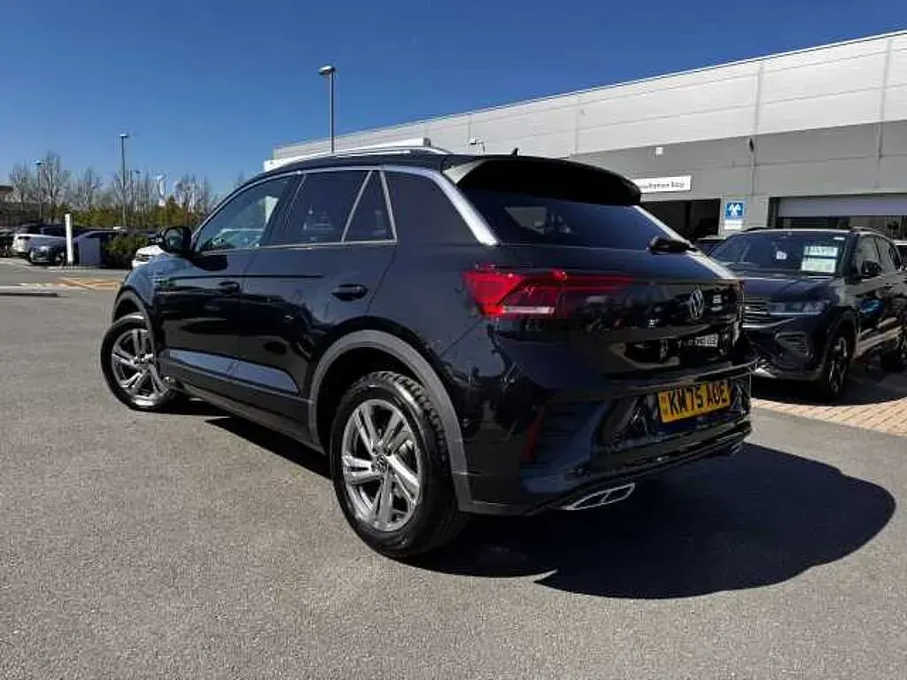 Used VW T-Roc R-line 150 HP (110 kW) 2025 Black SUV