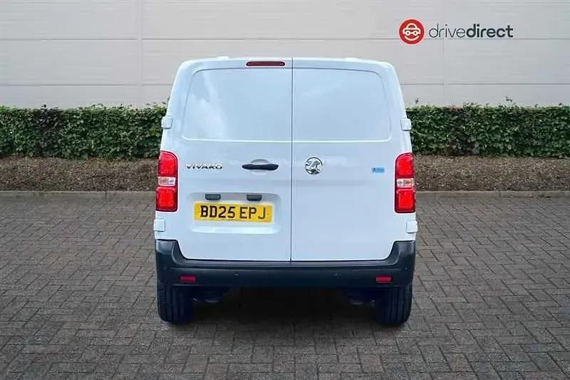Gebraucht Vauxhall Vivaro S 120 PS (88 kW) 2025 Weiß Van / Kleinbus