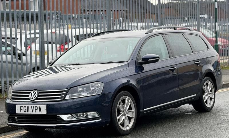 Used VW Passat S 105 HP (77 kW) 2011 Blue Estate