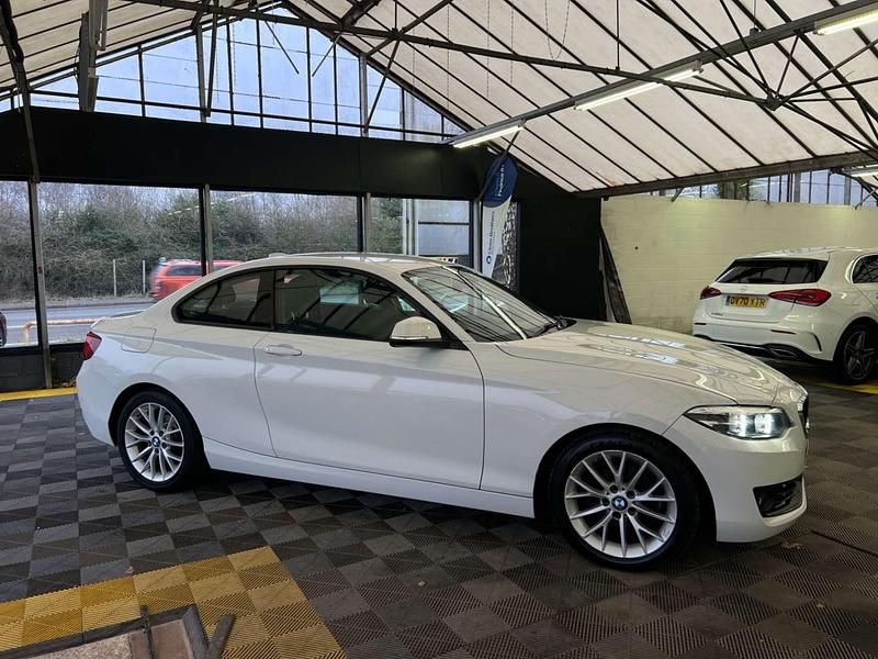 Used BMW 218 Comfort Edition 2019 White Coupe
