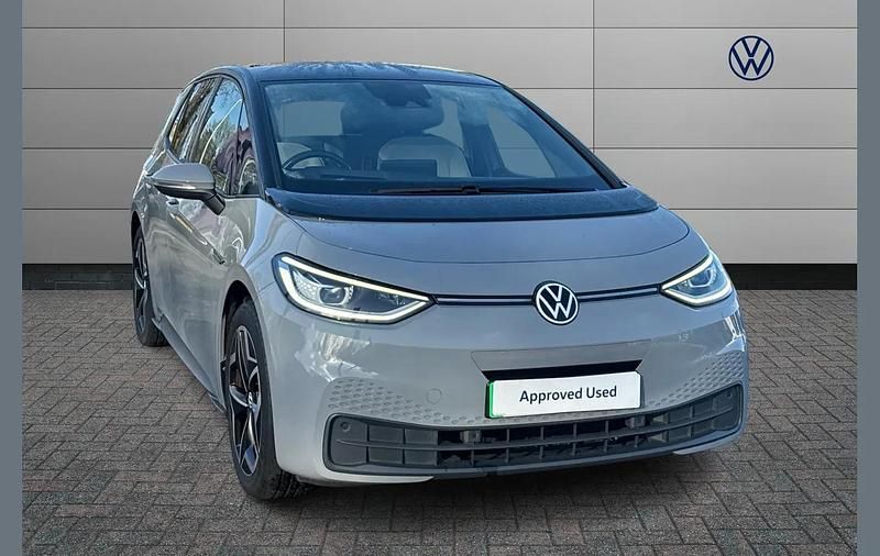 Grey Used 2021 VW ID.3 Pro Hatchback | £15,990 (Fair price) - Image 1/4