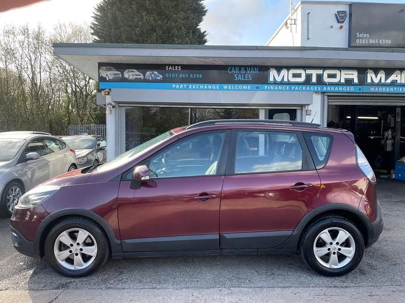 Używany Renault Scénic III Dynamique 110 KM (80 kW) 2013 Czerwony Minivan