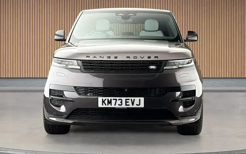 Used Land Rover Range Rover Sport SE Dynamic 300 HP (220 kW) 2026 SUV