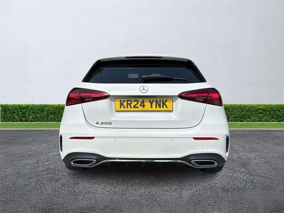 Used Mercedes A200 Executive 163 HP (119 kW) 2024 White Hatchback