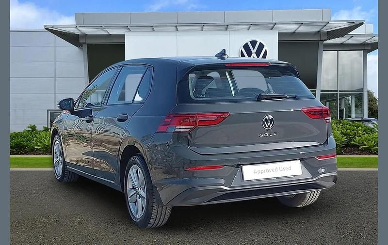 Used VW Golf VIII Life 130 HP (95 kW) 2024 Grey Hatchback