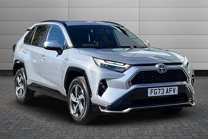 Silver Used 2023 Toyota RAV4 Hybrid Design SUV | £34,299 (Fair price) - Image 1/3