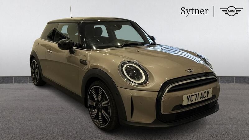 Grey Used 2021 Mini Cooper Exclusive Hatchback | £20,500 (A bit pricey) - Image 1/4