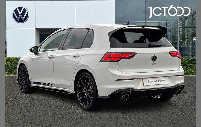 Used VW Golf VIII GTI Clubsport 300 HP (220 kW) 2025 White Hatchback