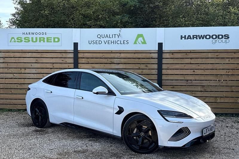 White Used 2024 BYD Seal Sedan | £33,390 (Super price) - Image 1/4