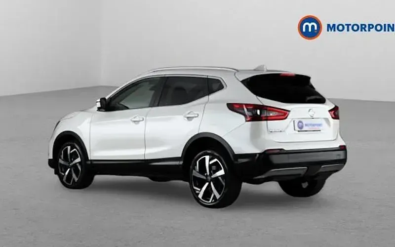 Used Nissan Qashqai Tekna 150 HP (110 kW) 2019 White SUV