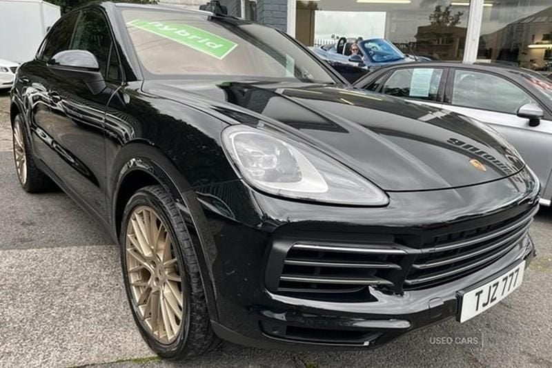 Black Used 2023 Porsche Cayenne Platinum Edition SUV | £62,500 (Fair price) - Image 1/1