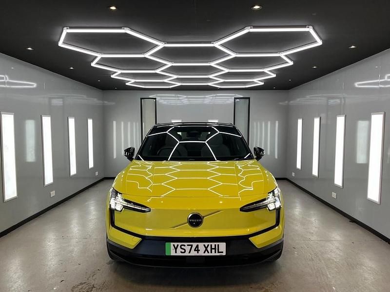 Usado Volvo EX30 Ultra 200 kW (272 HP) 2024 SUV