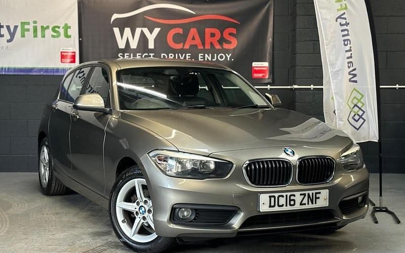 Used BMW 116 Comfort Edition 116 HP (85 kW) 2015 Hatchback