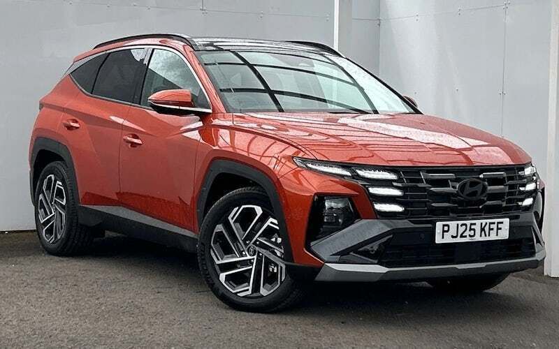 New 2025 Hyundai Tucson Ultimate SUV | £37,789 (Expensive) - Image 1/4