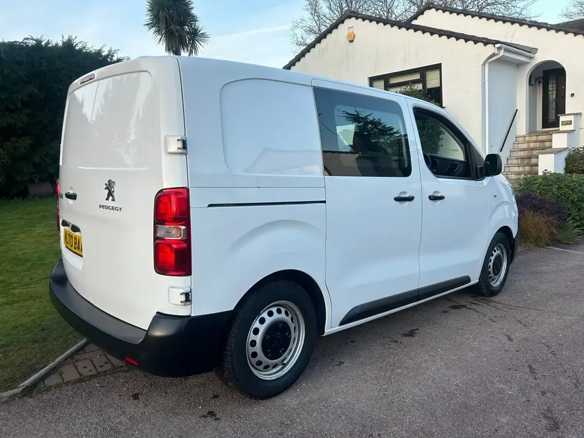 Gebraucht Peugeot Expert 2020 Weiß Van