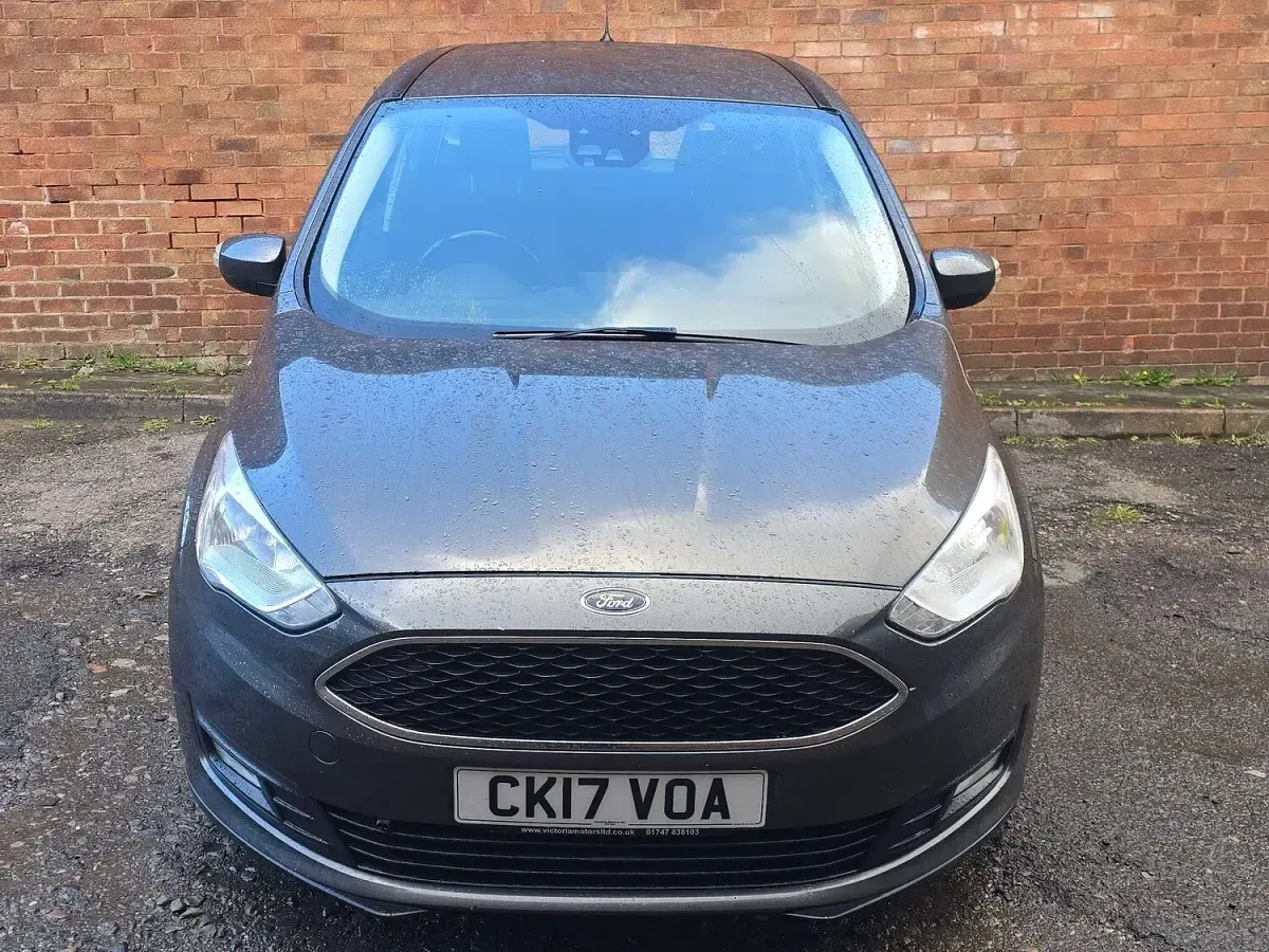 Used Ford Grand C-Max Zetec 125 HP (91 kW) 2017 Grey MPV
