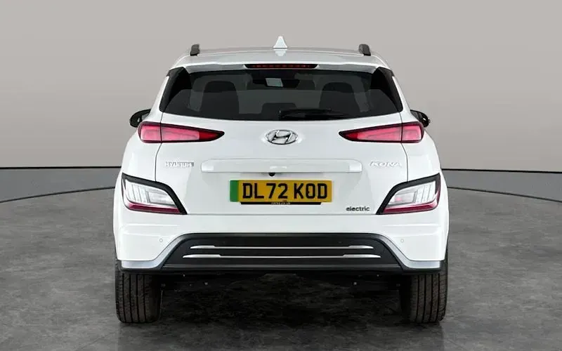 Used Hyundai Kona Premium 150 kW (204 HP) 2022 White SUV