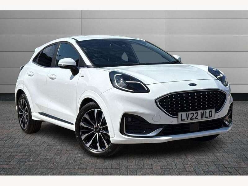 White Used 2022 Ford Puma ST-Line SUV | £20,995 (Fair price) - Image 1/4