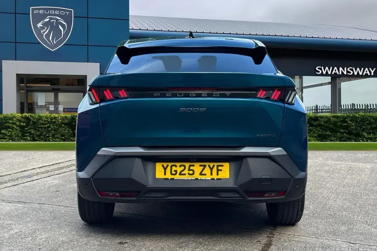 Used Peugeot 3008 Allure 134 HP (98 kW) 2025 Blue SUV