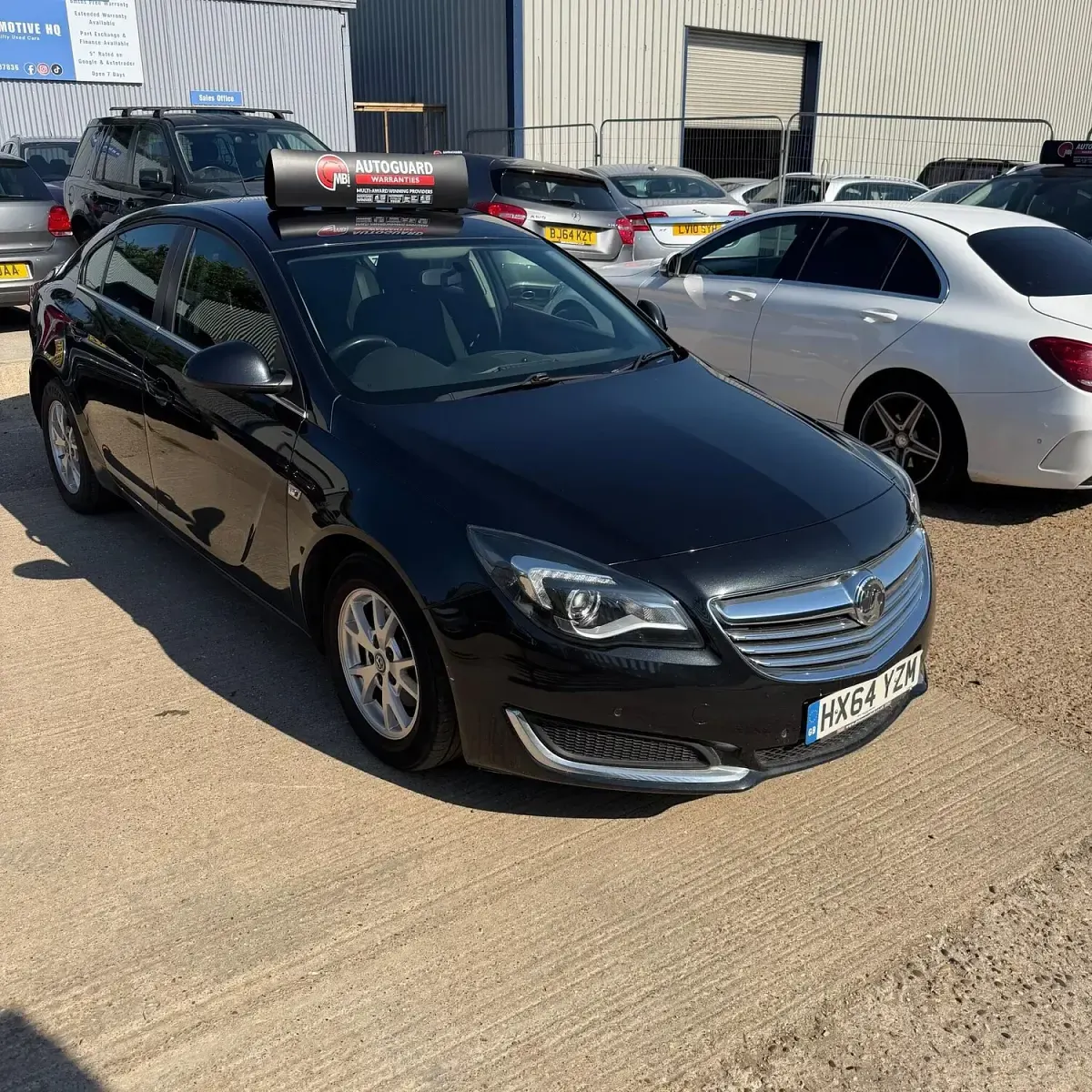 Used Vauxhall Insignia Design Edition 2014 Black Hatchback