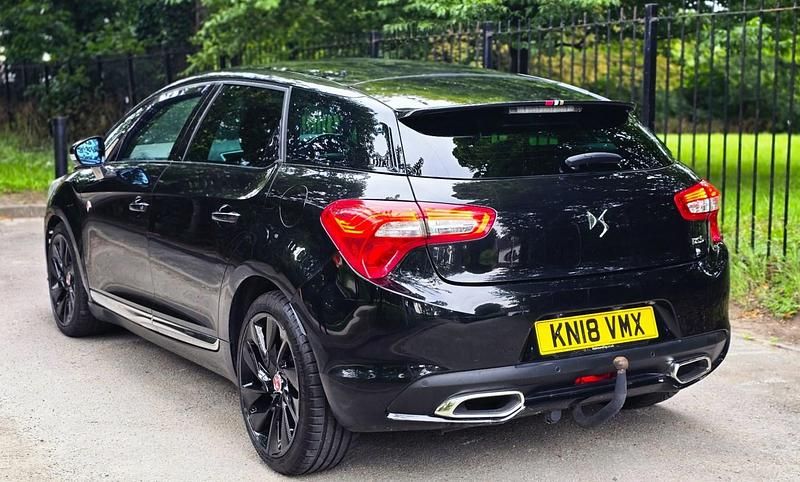 Used DS Automobiles DS5 Performance 180 HP (132 kW) 2018 Black Hatchback
