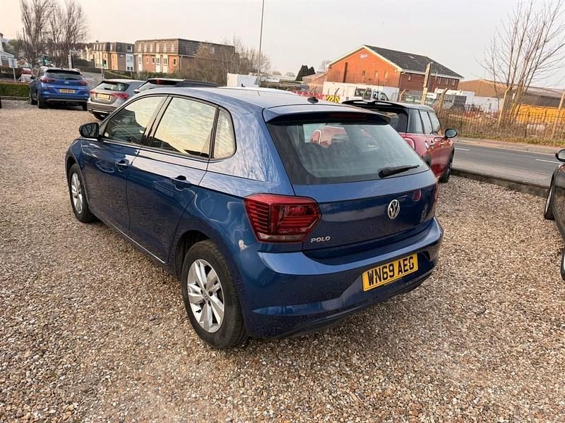 Used VW Polo SE 95 HP (69 kW) 2019 Blue Hatchback