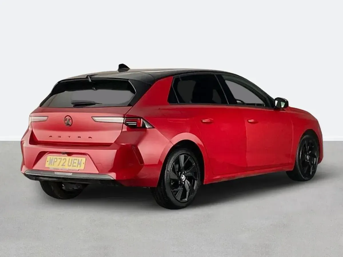 Used Vauxhall Astra GS Line 130 HP (95 kW) 2022 Red Hatchback
