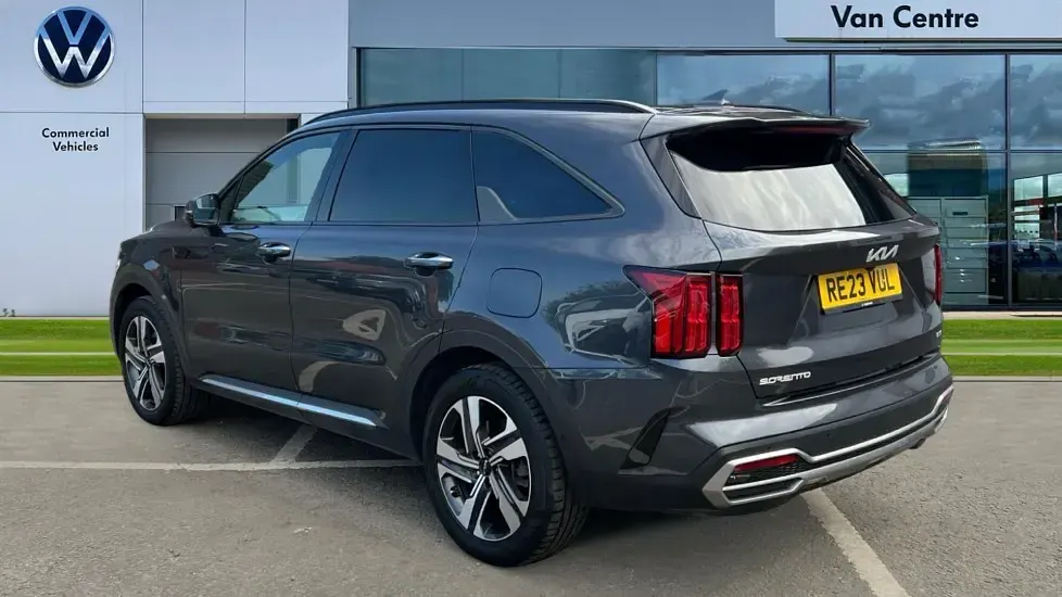 Used Kia Sorento 226 HP (166 kW) 2023 Grey SUV