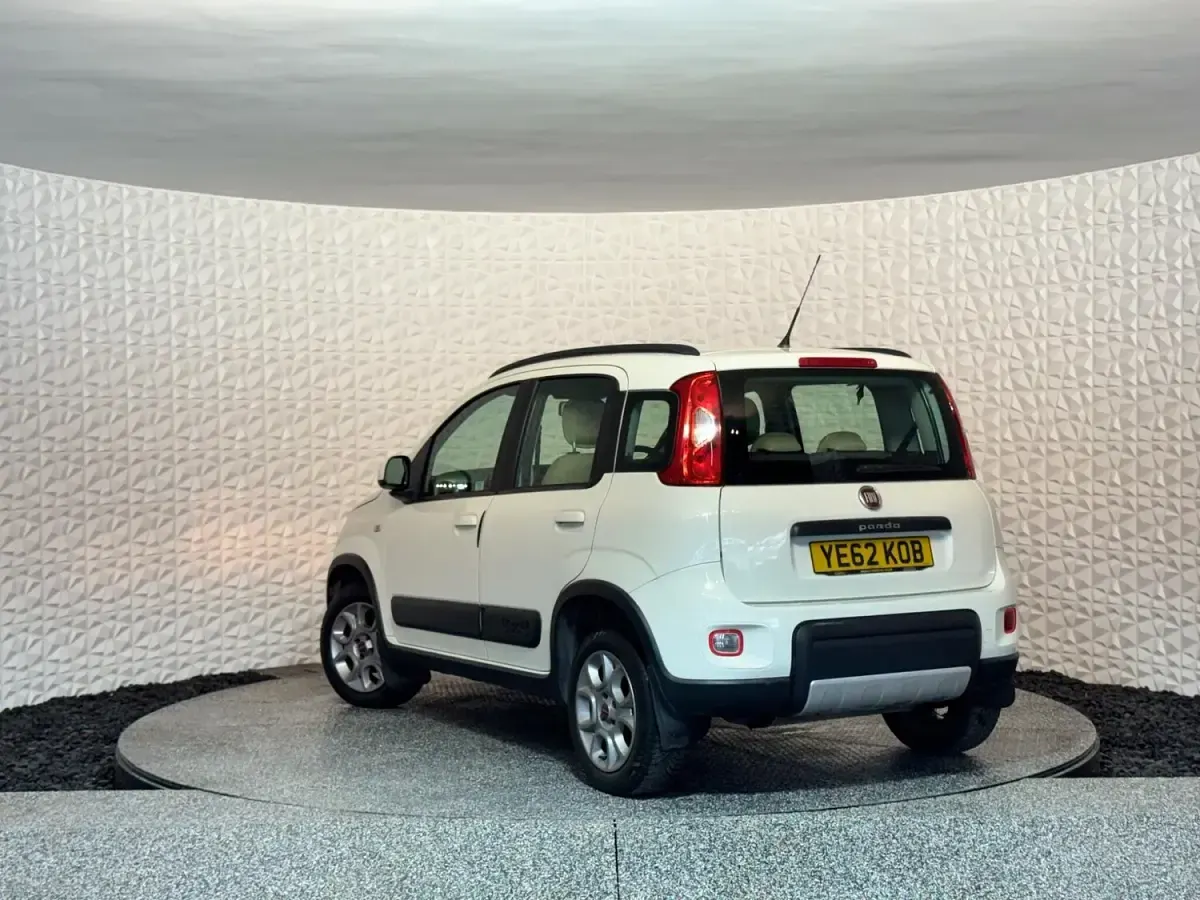Used Fiat Panda 4x4 S 85 HP (62 kW) 2012 White Hatchback