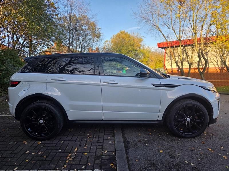 Used Land Rover Range Rover evoque HSE Dynamic 2017 White SUV