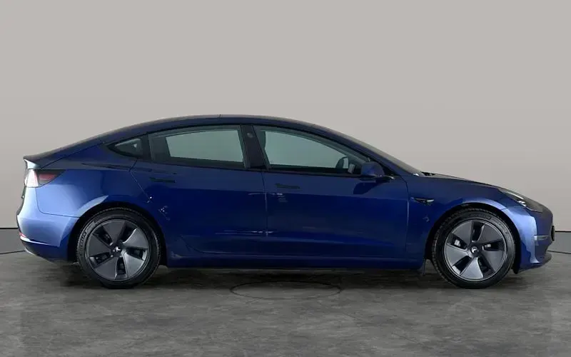 Used Tesla Model 3 Long Range AWD 366 kW (498 HP) 2022 Blue Sedan